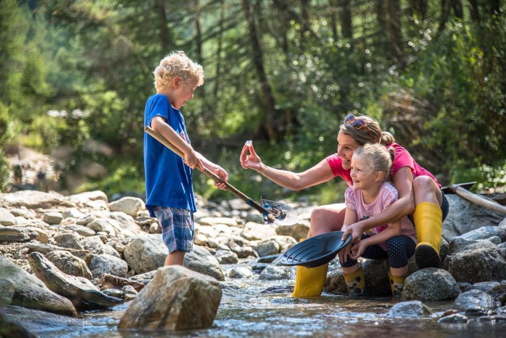 Family vacation in alps